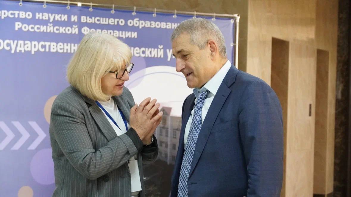 Ризван Газимагомедов принял участие в Международной конференции «Инновационные, информационные и коммуникационные технологии»